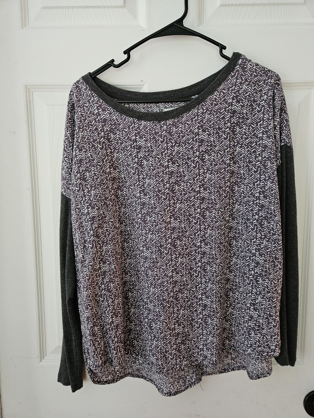 Lou & Grey Black and White Long Sleeve Knit Top